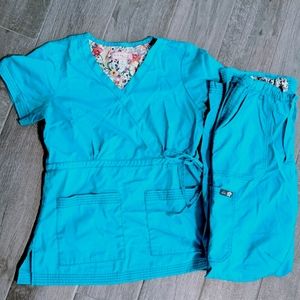 Koi scrubs set small TALL